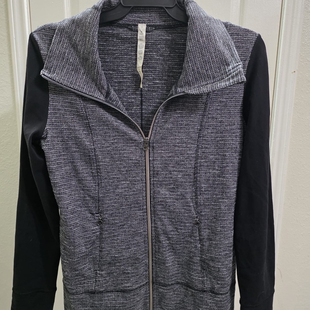 Lululemon size 10 Gray and Black Zip-Up Jacket